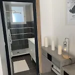 55m² Recouvrance Lägenhet *
